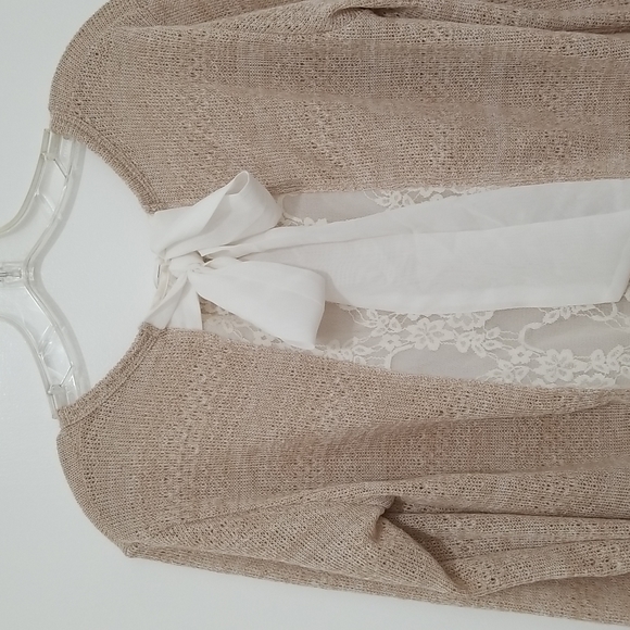 Clu + Willoughby Oatmeal Faux Layered Boho Blouse Size S - Picture 8 of 9